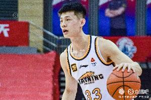 不在状态！王岚嵚7投仅1中拿到9分 罚球7中6