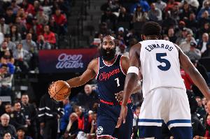 森林狼也有意得到哈登！后者对被交易到猛龙和鹈鹕没兴趣