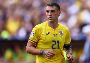 外媒:斯坦丘与大连英博签订一份18个月合同,2027年到期 外媒:斯坦丘与大连英博签订一份18个月合同,2027年到期