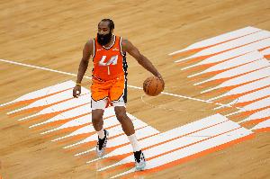 又要走了?哈登此前多次表态:在快船打球是回家 想在这里退役 又要走了?哈登此前多次表态:在快船打球是回家 想在这里退役