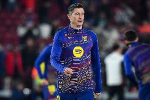 波兰媒体:莱万最早4月决定未来,他将争取最后一次续约的机会 波兰媒体:莱万最早4月决定未来,他将争取最后一次续约的机会