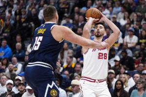 西部第三岌岌可危!掘金遭遇两连败 只领先第四的火箭0.5个胜场