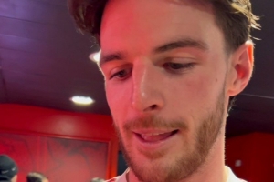 赖斯当选阿森纳vs切尔西全场最佳球员：让我们继续前进赢得冠军