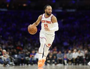 布伦森砍尼克斯生涯第11次40+&队史第二多 仅次于尤因的15次