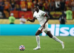 官方：租借回归切尔西的中卫马马杜・萨尔将身披19号战袍