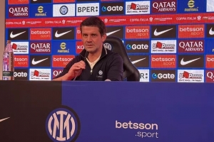 齐沃：我不想讨论三冠王或意甲冠军 迪乌夫的进步源自于努力