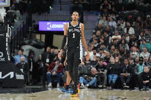 高效表现统治攻防！文班14中9&三分9中5 砍下29分11板6助2断3帽