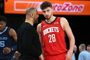 乌度卡谈申京:我不希望他把得分高就当作是打得好