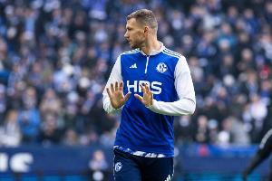 39岁哲科梅开二度助沙尔克04以2-2战平，加盟以来3场德乙3球