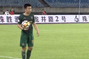 德转：浙江队边后卫董宇自由身加盟青岛西海岸