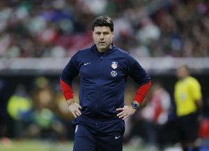 邮报：热刺球迷狂嘘弗兰克，高呼波切蒂诺希望他回归